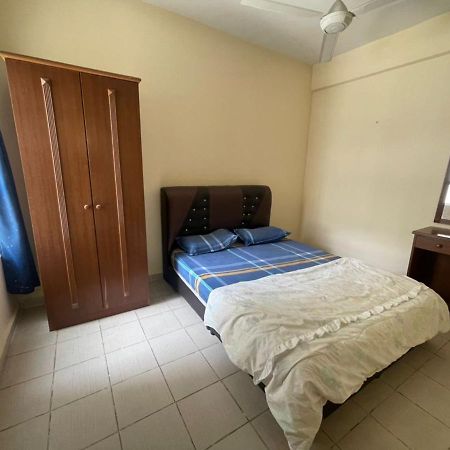 Fullhouse Marina View Villas Apartment Port Dickson Kültér fotó